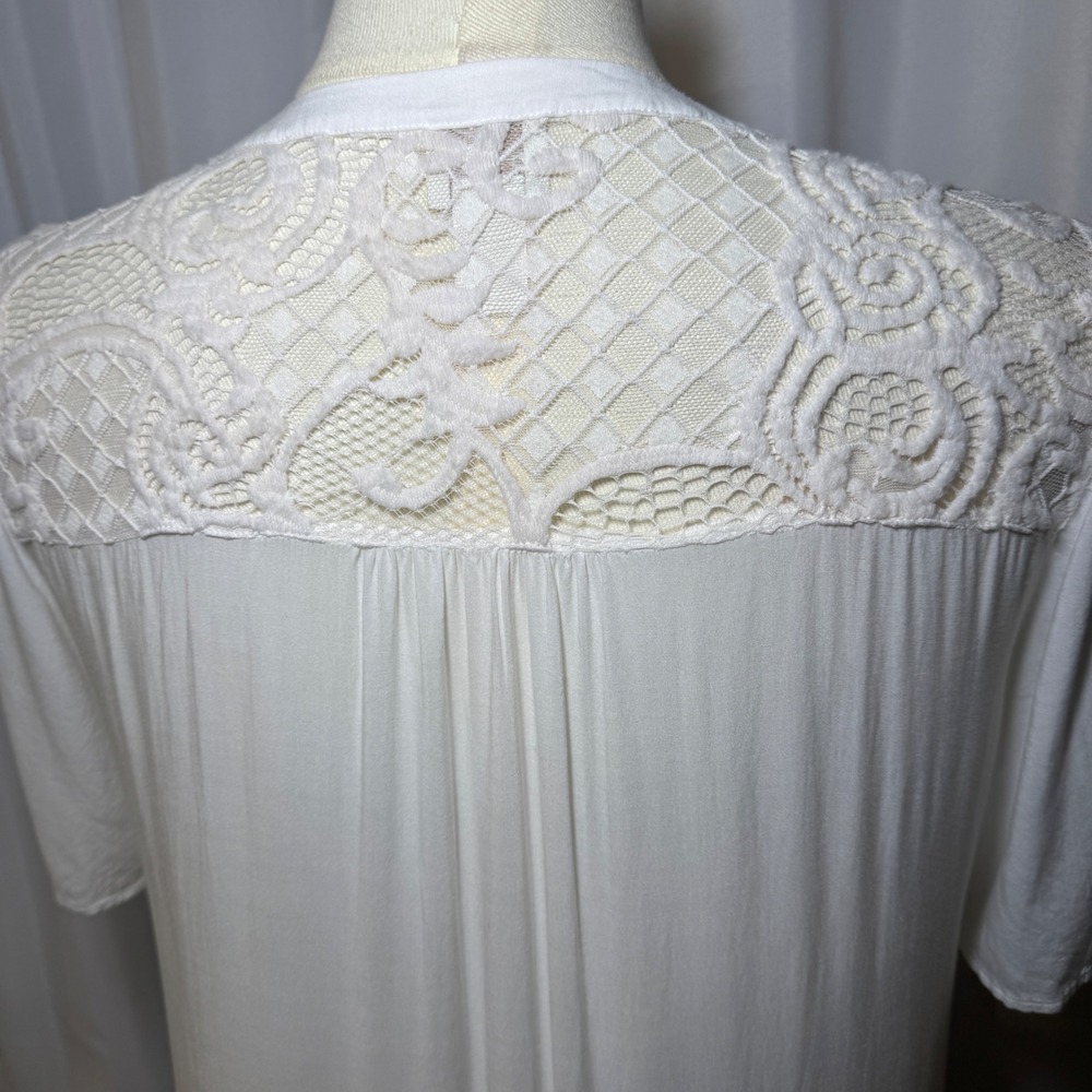 Chicos White Lace Trim Split Neck Tunic Top Women Size 1‎ - Picture 4 of 9